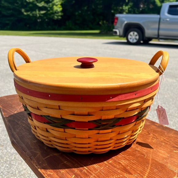 COPY - Longaberger Wrought Iron Snowman Stand & 1999 Red Popcorn & Pinecone Bas… - Picture 5 of 9